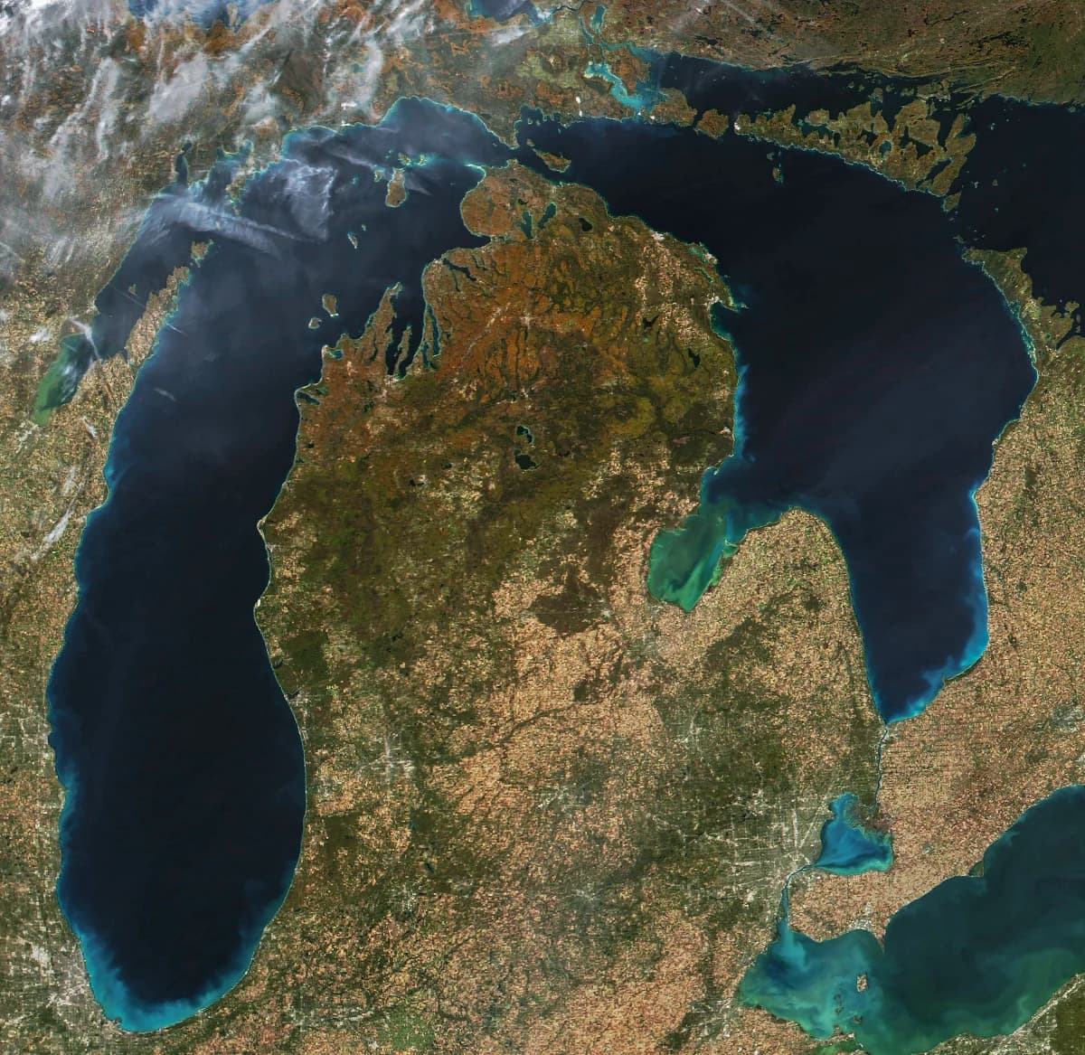 Satellite view of Michigan surrounded by the Great Lakes